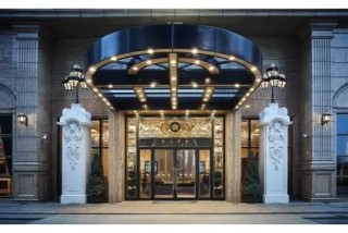 英皇娱乐酒店把酒店大堂的黄金卖了！超十倍买入价出售79公斤黄金，赚了9020万港元