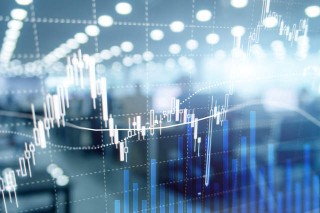 如何计算沪铝期货每个点的利润？利润计算对交易有何意义？