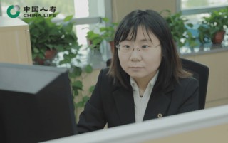 科技巾帼勇攀峰 青春笔墨绘担当――国寿青年康亚楠荣获2025年度新时代青年先锋奖