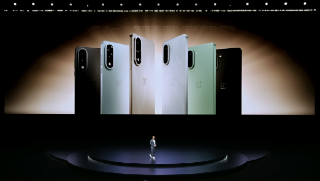 电竞三芯 游戏至尊 一加 Ace 5 至尊系列售价 2499 元起  第41张