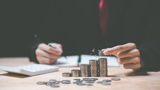 前海联合财险变局时刻：钜盛华所持20%股权将七折拍卖，总经理李功霓履职一年后辞任  第1张