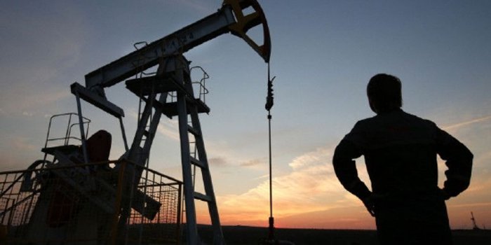 3月3日外盘头条：原油价格飙升 美国联邦上诉法院驳回关税退款延期请求 英伟达将向两家光子公司投资40亿美元  第3张